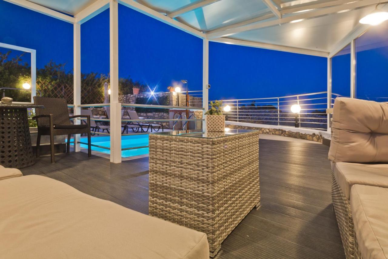 Serenity Villa Lakki  外观 照片